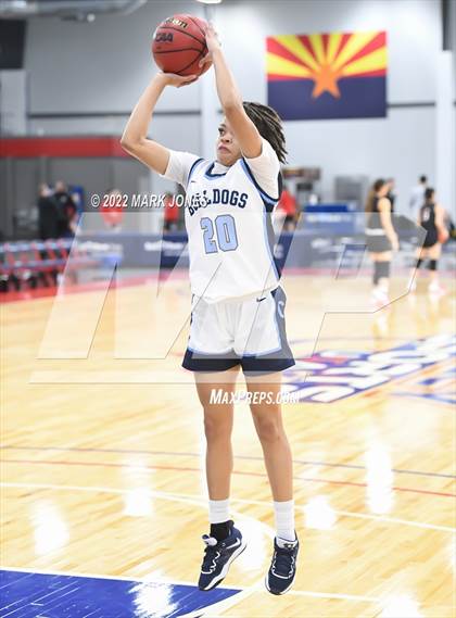 Thumbnail 2 in Carondelet vs. Centennial (Nike Tournament of Champions) - John Anderson Division Championship photogallery.