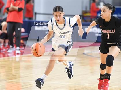 Thumbnail 3 in Carondelet vs. Centennial (Nike Tournament of Champions) - John Anderson Division Championship photogallery.