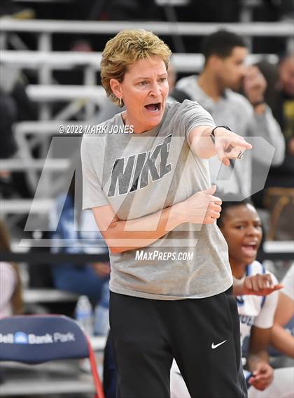 Thumbnail 3 in Carondelet vs. Centennial (Nike Tournament of Champions) - John Anderson Division Championship photogallery.