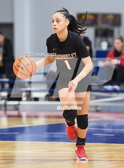 Thumbnail 1 in Carondelet vs. Centennial (Nike Tournament of Champions) - John Anderson Division Championship photogallery.