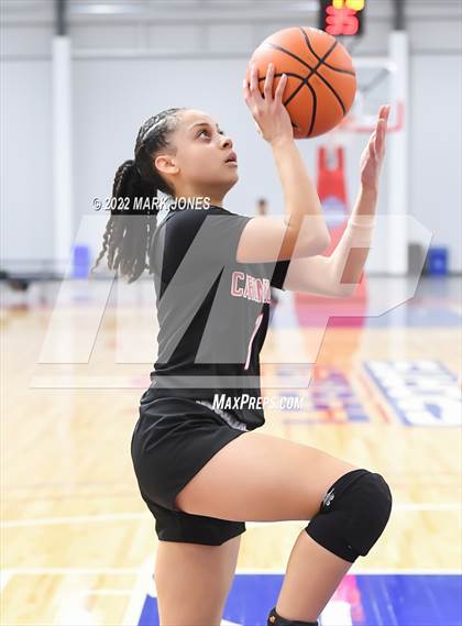 Thumbnail 3 in Carondelet vs. Centennial (Nike Tournament of Champions) - John Anderson Division Championship photogallery.