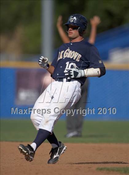 Thumbnail 3 in Jesuit vs. Elk Grove (CIF SJS D1 Playoffs) photogallery.