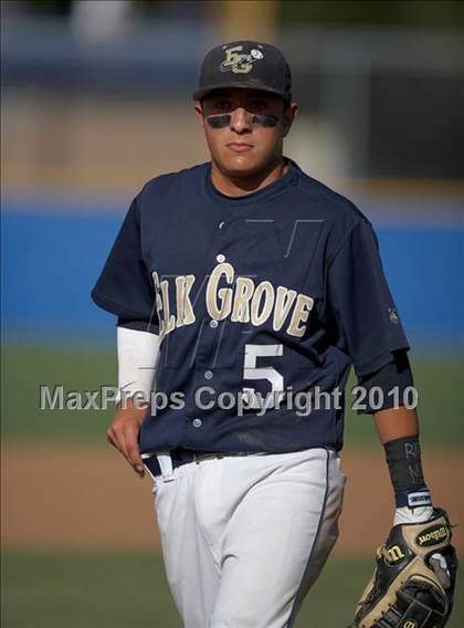 Thumbnail 1 in Jesuit vs. Elk Grove (CIF SJS D1 Playoffs) photogallery.