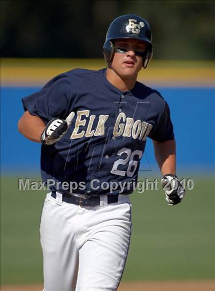 Thumbnail 1 in Jesuit vs. Elk Grove (CIF SJS D1 Playoffs) photogallery.