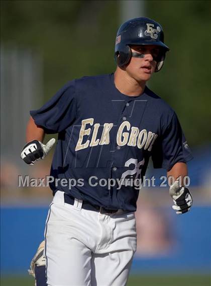 Thumbnail 3 in Jesuit vs. Elk Grove (CIF SJS D1 Playoffs) photogallery.