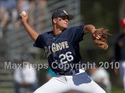 Thumbnail 3 in Jesuit vs. Elk Grove (CIF SJS D1 Playoffs) photogallery.