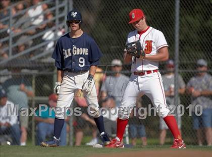 Thumbnail 3 in Jesuit vs. Elk Grove (CIF SJS D1 Playoffs) photogallery.