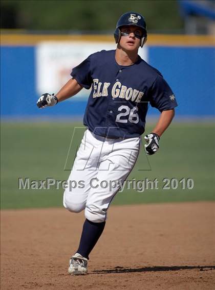 Thumbnail 3 in Jesuit vs. Elk Grove (CIF SJS D1 Playoffs) photogallery.