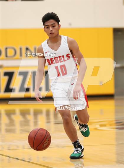 Thumbnail 3 in San Clemente @ Savanna (Godinez Grizzly Invitational) photogallery.