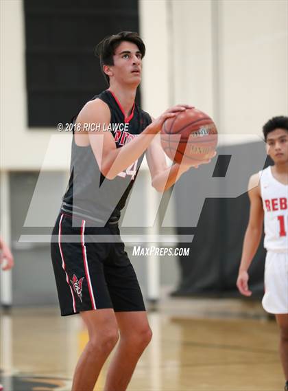 Thumbnail 3 in San Clemente @ Savanna (Godinez Grizzly Invitational) photogallery.