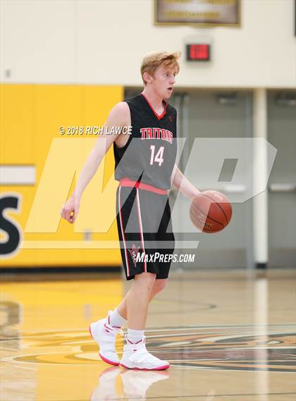 Thumbnail 2 in San Clemente @ Savanna (Godinez Grizzly Invitational) photogallery.