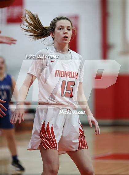 Thumbnail 2 in Lincoln vs Mohawk photogallery.