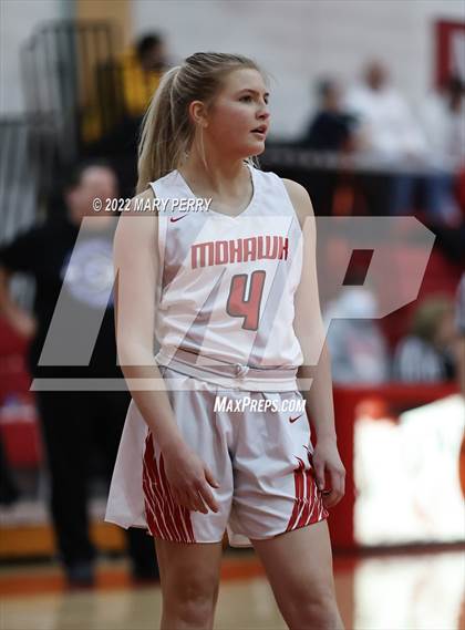 Thumbnail 1 in Lincoln vs Mohawk photogallery.