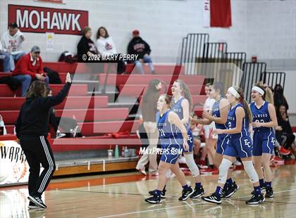 Thumbnail 3 in Lincoln vs Mohawk photogallery.