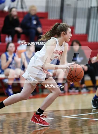 Thumbnail 3 in Lincoln vs Mohawk photogallery.