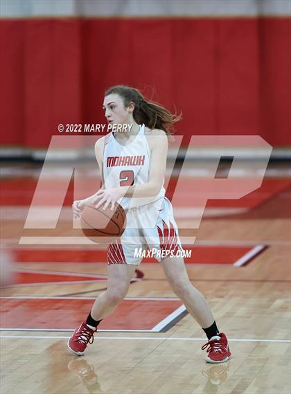 Thumbnail 1 in Lincoln vs Mohawk photogallery.
