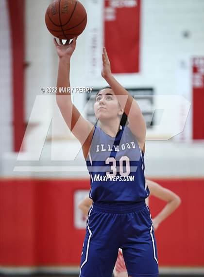 Thumbnail 2 in Lincoln vs Mohawk photogallery.