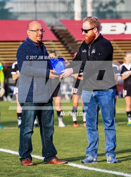 Thumbnail 3 in Mountain View vs. Archbishop Mitty (CIF CCS Open Division Final) photogallery.