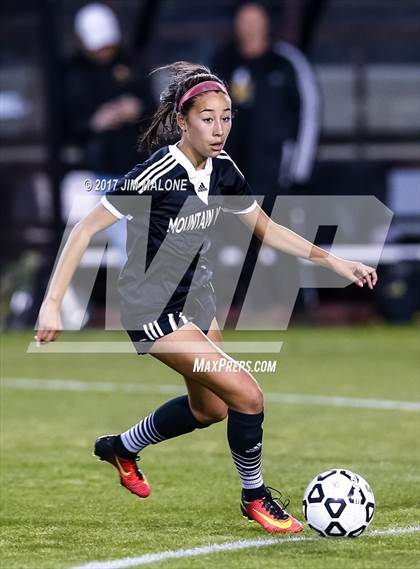 Thumbnail 3 in Mountain View vs. Archbishop Mitty (CIF CCS Open Division Final) photogallery.