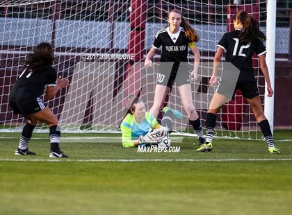 Thumbnail 2 in Mountain View vs. Archbishop Mitty (CIF CCS Open Division Final) photogallery.