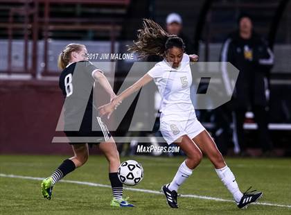 Thumbnail 3 in Mountain View vs. Archbishop Mitty (CIF CCS Open Division Final) photogallery.