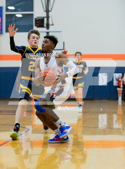 Thumbnail 1 in Bainbridge @ Eastside Catholic photogallery.