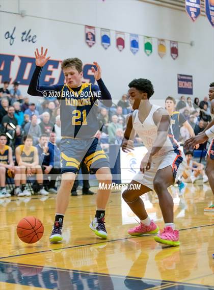 Thumbnail 2 in Bainbridge @ Eastside Catholic photogallery.