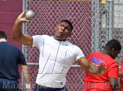 Thumbnail 2 in Arcadia Invitational (Shot Put) photogallery.