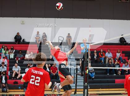 Thumbnail 3 in Pacifica @ Tustin photogallery.