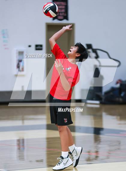 Thumbnail 1 in Pacifica @ Tustin photogallery.