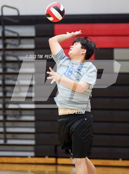 Thumbnail 1 in Pacifica @ Tustin photogallery.