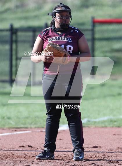 Thumbnail 1 in Harvest Prep vs Liberty Union photogallery.