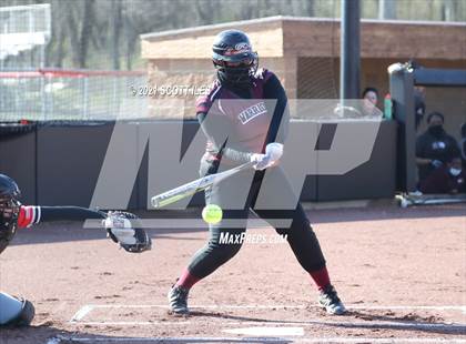 Thumbnail 1 in Harvest Prep vs Liberty Union photogallery.