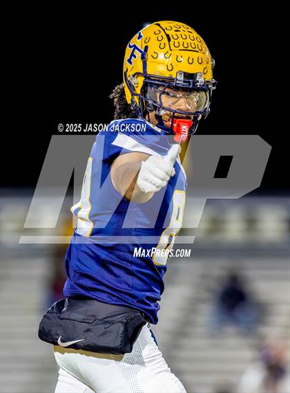 Thumbnail 3 in Sanderson @ Cape Fear (NCHSAA 7A East Round 2) photogallery.