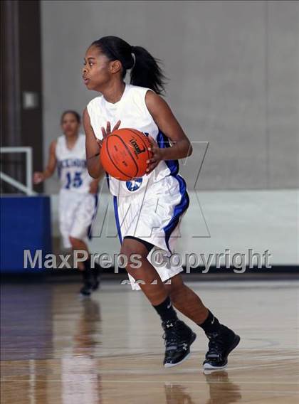 Thumbnail 1 in Jay vs. Dickinson (McDonald's Texas Invitational)  photogallery.