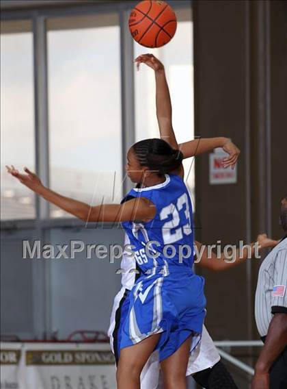 Thumbnail 1 in Jay vs. Dickinson (McDonald's Texas Invitational)  photogallery.