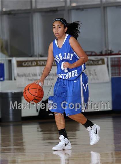 Thumbnail 2 in Jay vs. Dickinson (McDonald's Texas Invitational)  photogallery.