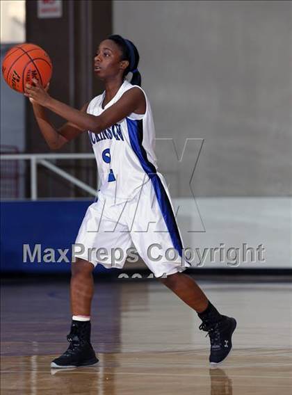Thumbnail 3 in Jay vs. Dickinson (McDonald's Texas Invitational)  photogallery.