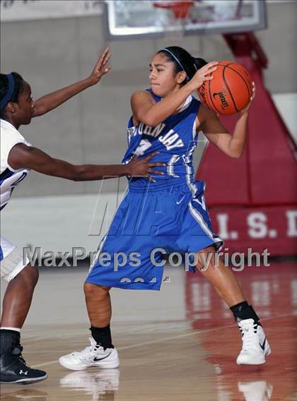 Thumbnail 2 in Jay vs. Dickinson (McDonald's Texas Invitational)  photogallery.