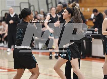 Thumbnail 3 in Huntington Beach vs. Aliso Niguel (CIF-SS D1 Playoff) photogallery.