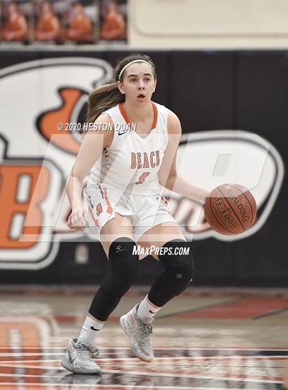 Thumbnail 2 in Huntington Beach vs. Aliso Niguel (CIF-SS D1 Playoff) photogallery.