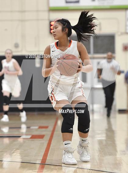 Thumbnail 2 in Huntington Beach vs. Aliso Niguel (CIF-SS D1 Playoff) photogallery.