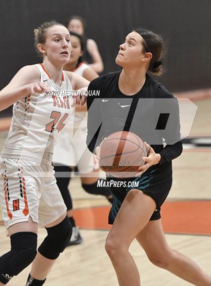 Thumbnail 1 in Huntington Beach vs. Aliso Niguel (CIF-SS D1 Playoff) photogallery.