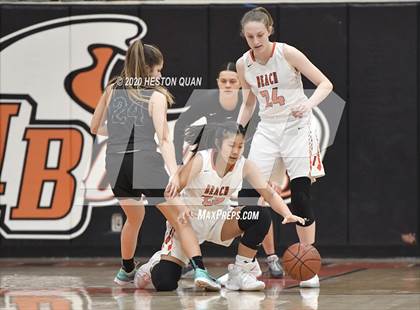 Thumbnail 3 in Huntington Beach vs. Aliso Niguel (CIF-SS D1 Playoff) photogallery.