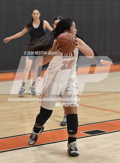 Thumbnail 2 in Huntington Beach vs. Aliso Niguel (CIF-SS D1 Playoff) photogallery.