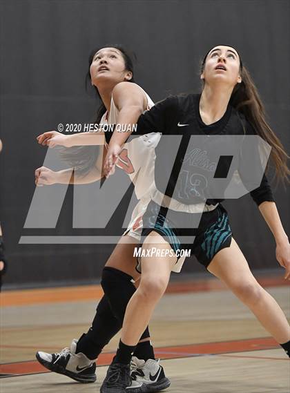 Thumbnail 2 in Huntington Beach vs. Aliso Niguel (CIF-SS D1 Playoff) photogallery.