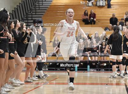 Thumbnail 3 in Huntington Beach vs. Aliso Niguel (CIF-SS D1 Playoff) photogallery.