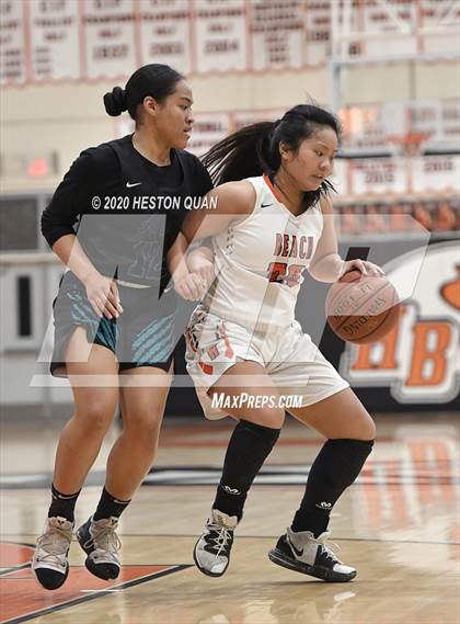 Thumbnail 3 in Huntington Beach vs. Aliso Niguel (CIF-SS D1 Playoff) photogallery.