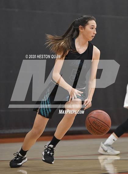 Thumbnail 3 in Huntington Beach vs. Aliso Niguel (CIF-SS D1 Playoff) photogallery.
