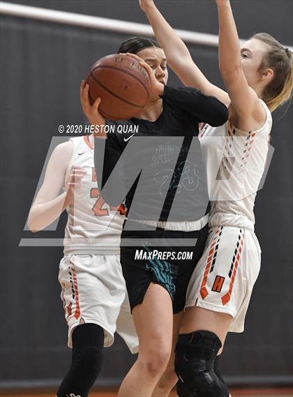 Thumbnail 1 in Huntington Beach vs. Aliso Niguel (CIF-SS D1 Playoff) photogallery.